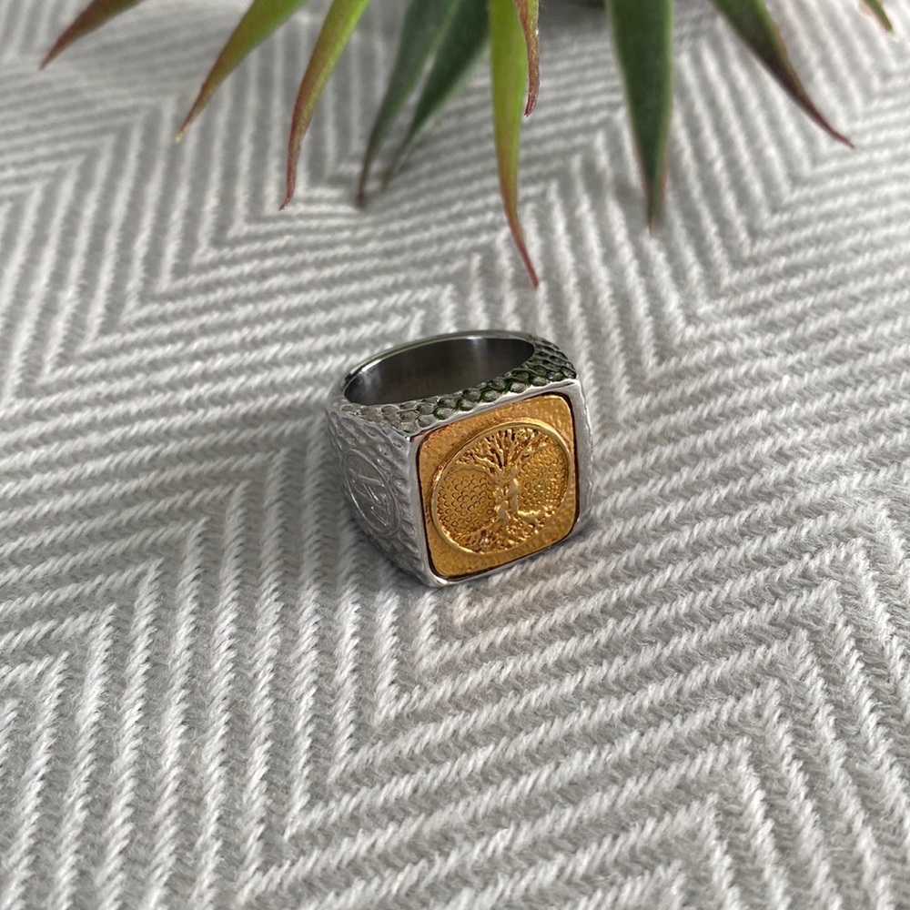 Gestalt Couture Unique Tree of Life Signet Ring (Unisex)